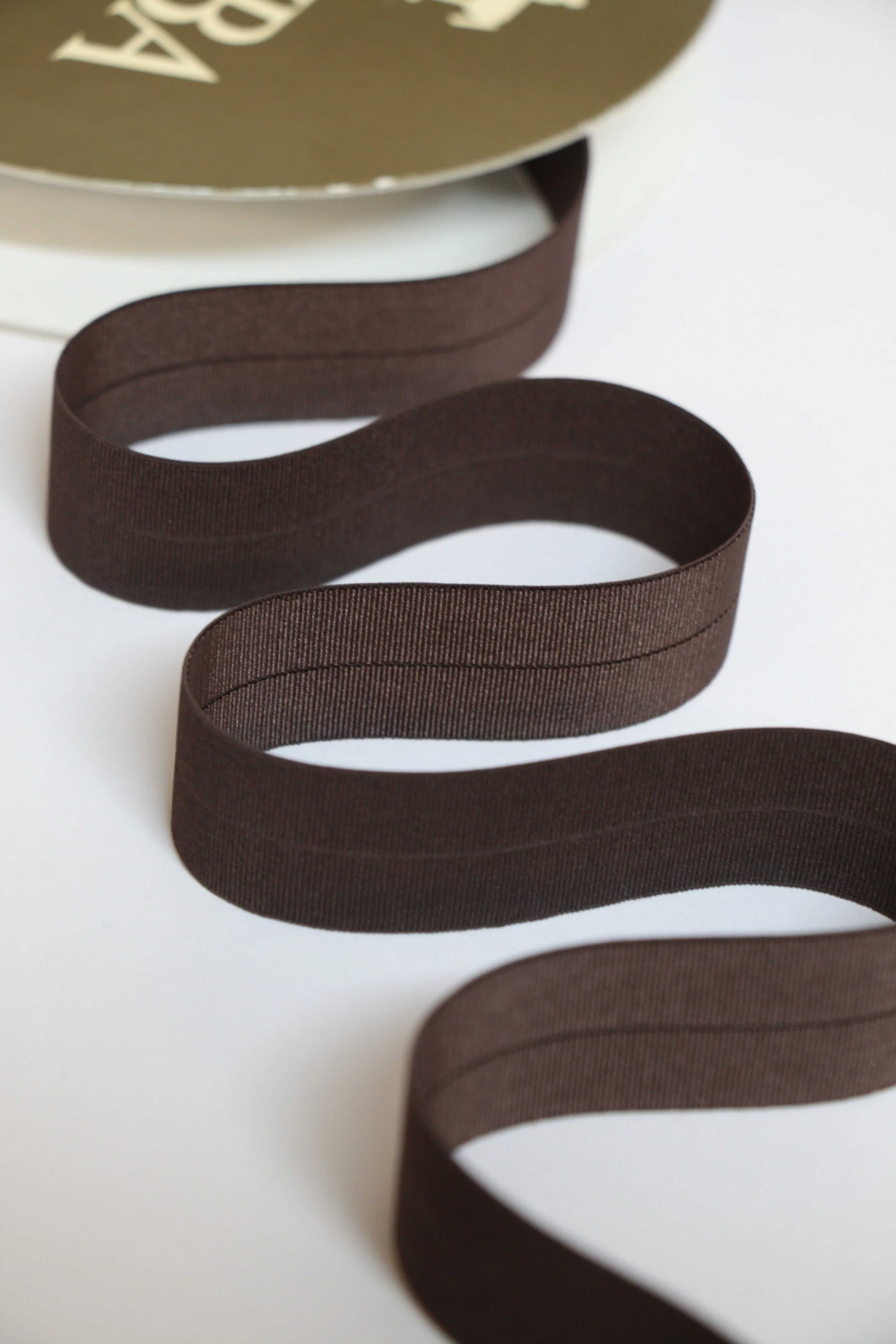 24mm Stretch Fold-Over Binding - Chocolate Brown - Image 2