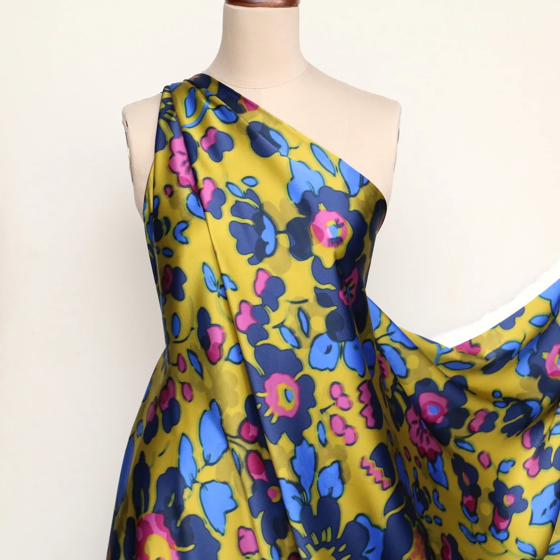 Betsy Shadow Citrine Liberty Belgravia Silk Satin - Image 6