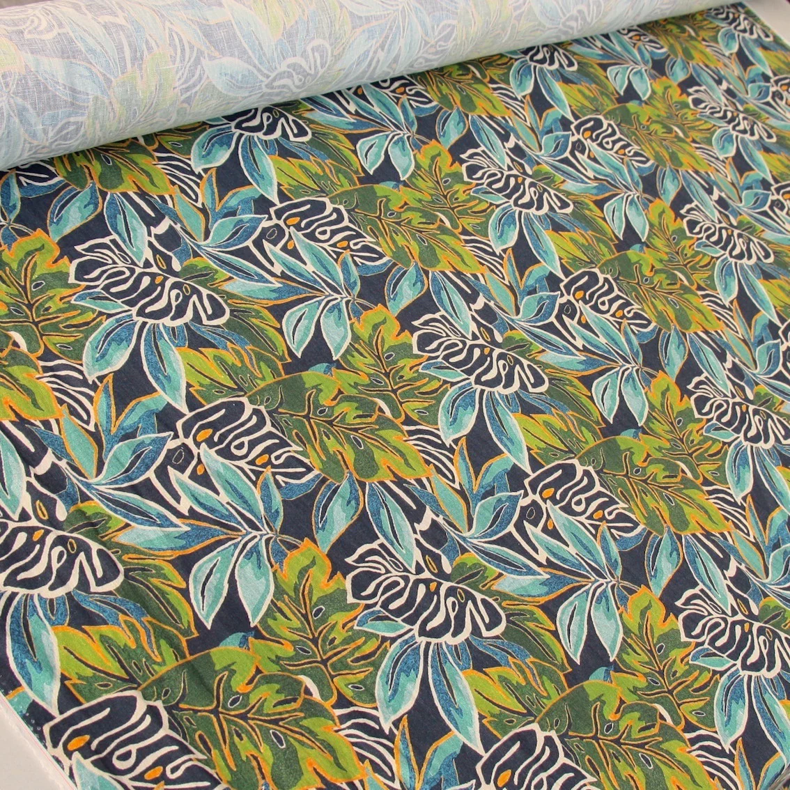 Big Leaf Jungle Washed Printed Linen - Image 4
