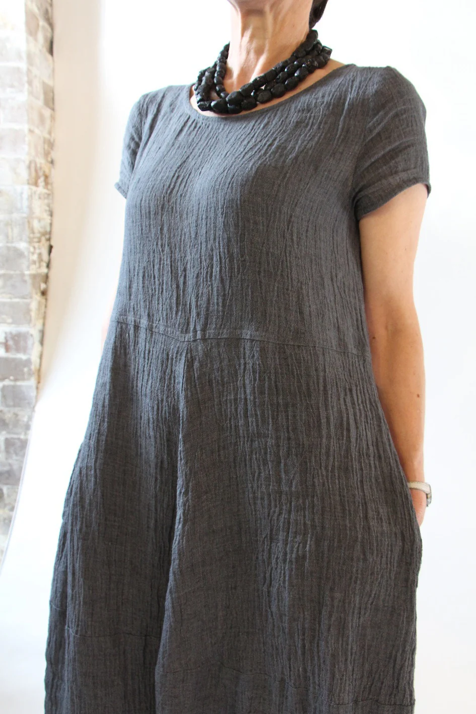 Black/Brown Crinkle Linen - Image 6