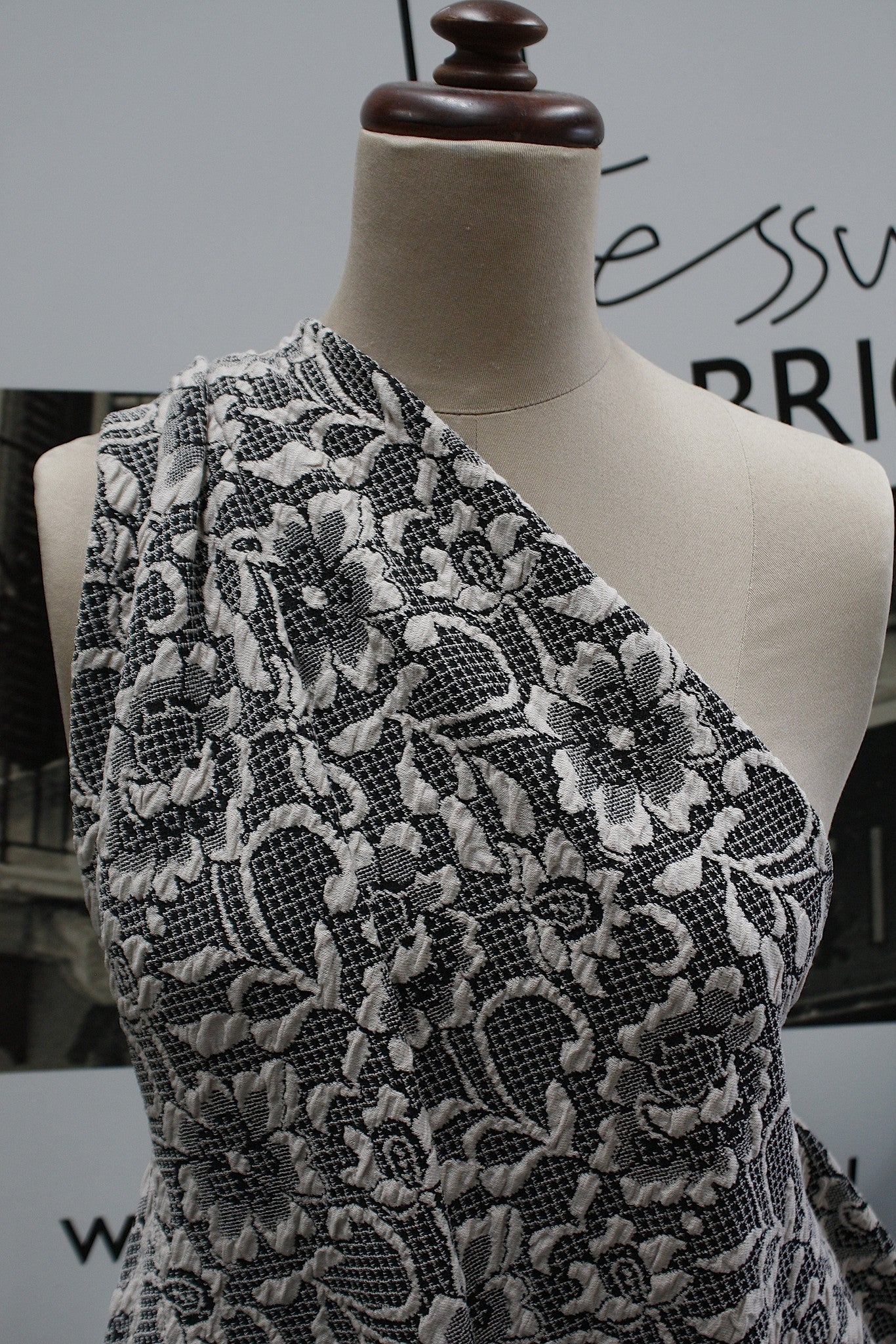 Bumpy Ivory Garden - Image 4