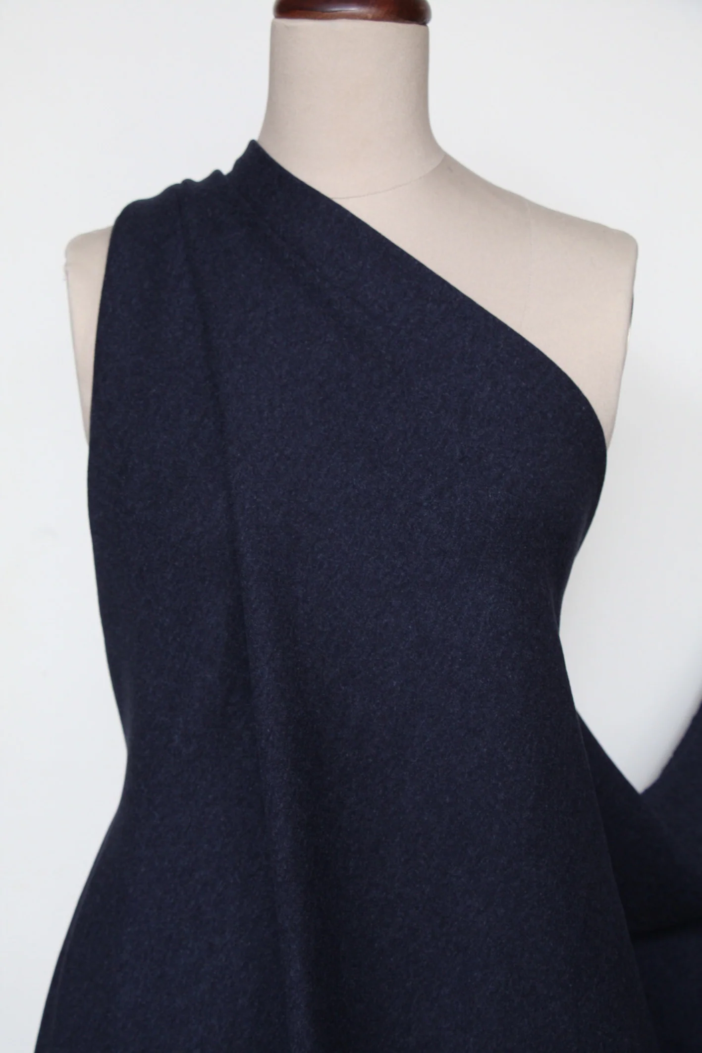 Dark & Darker Silk Knit - Image 2