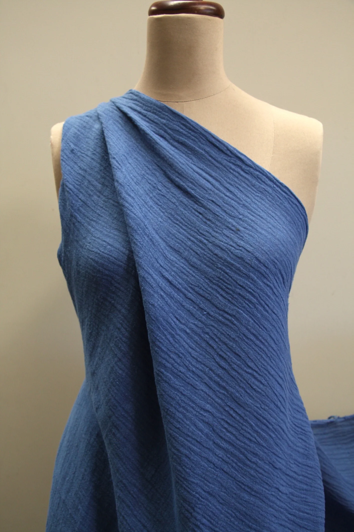 Delft Blue Crinkle Linen - Image 4