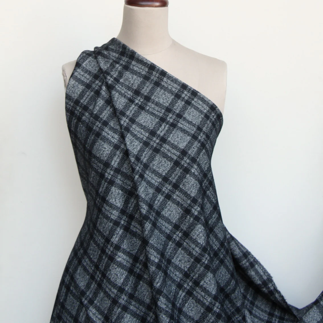 Ebony Grey Check Jersey - Image 5