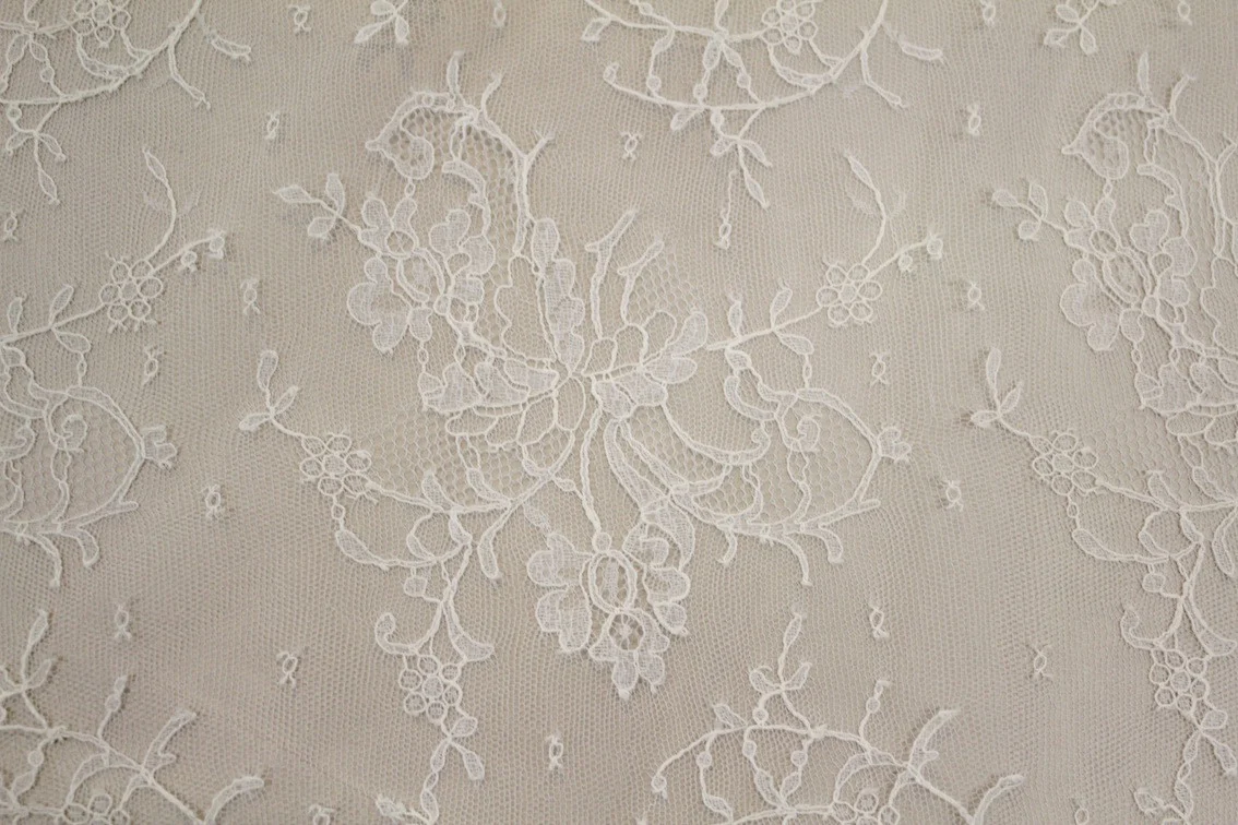 French Lace Ivory - Image 2