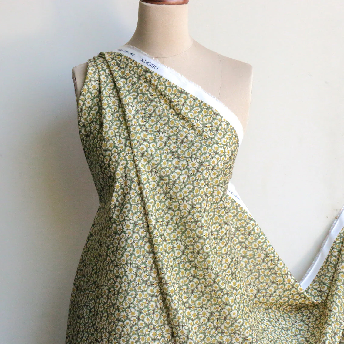 Helenium Green - Liberty Tana Lawn™ - Image 5