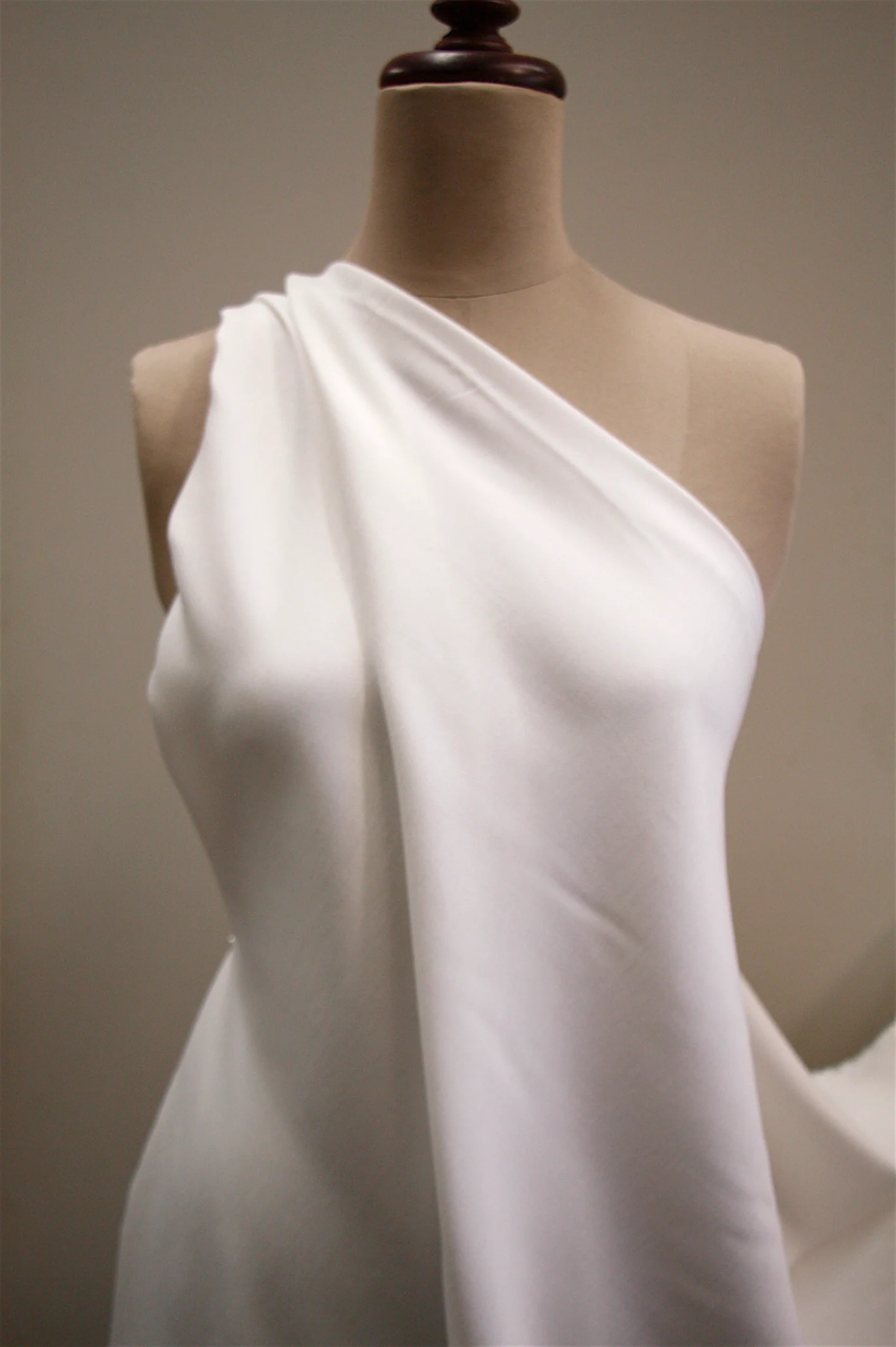 Ivory Canton - Image 3