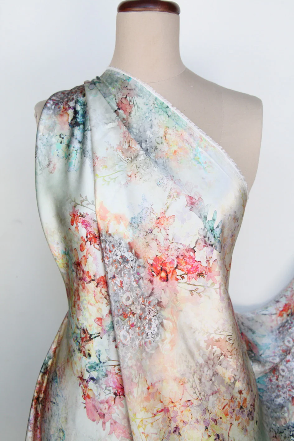 Jardin Pink Satin Silk - Image 5