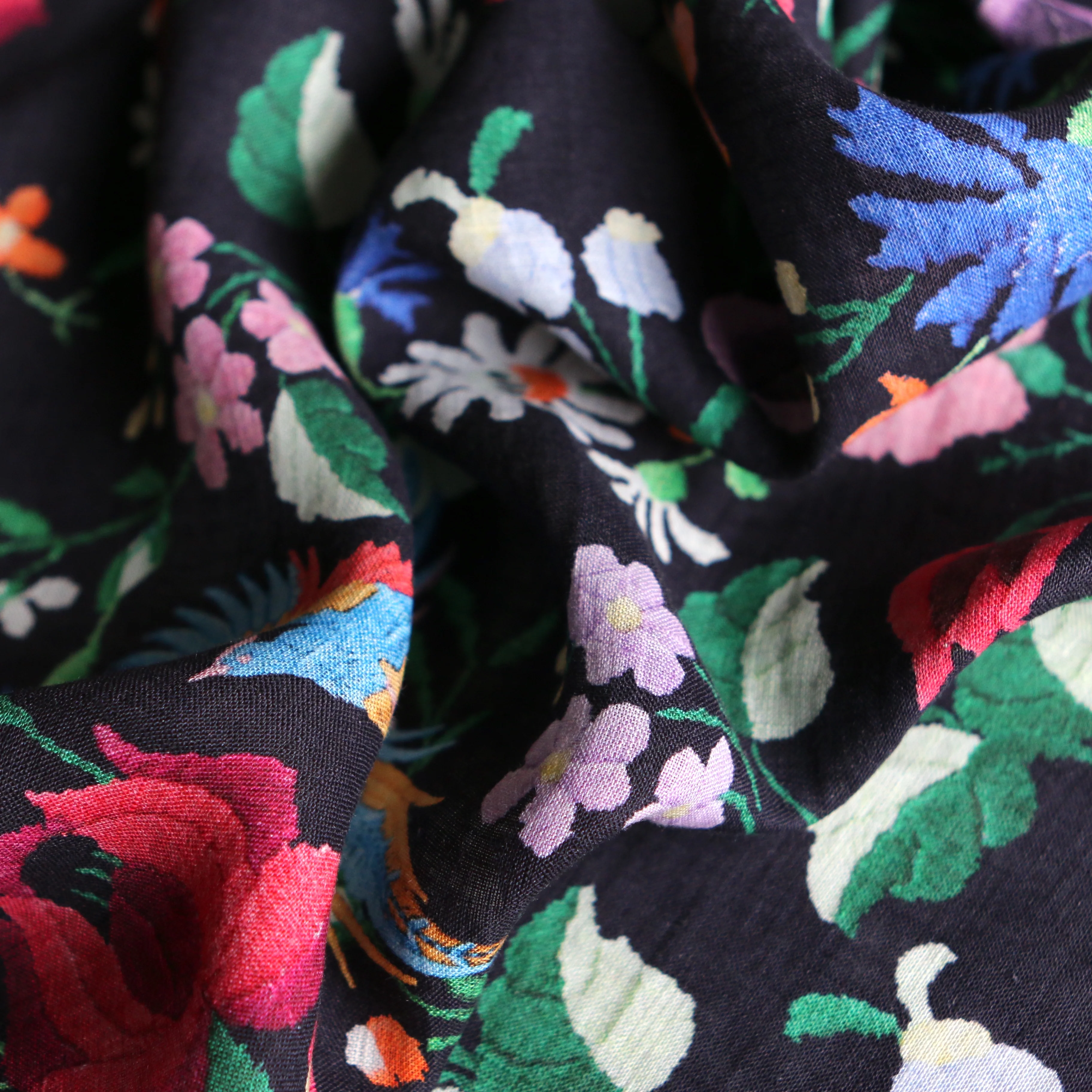 La Palma Black Printed Linen - Border Print - Image 3