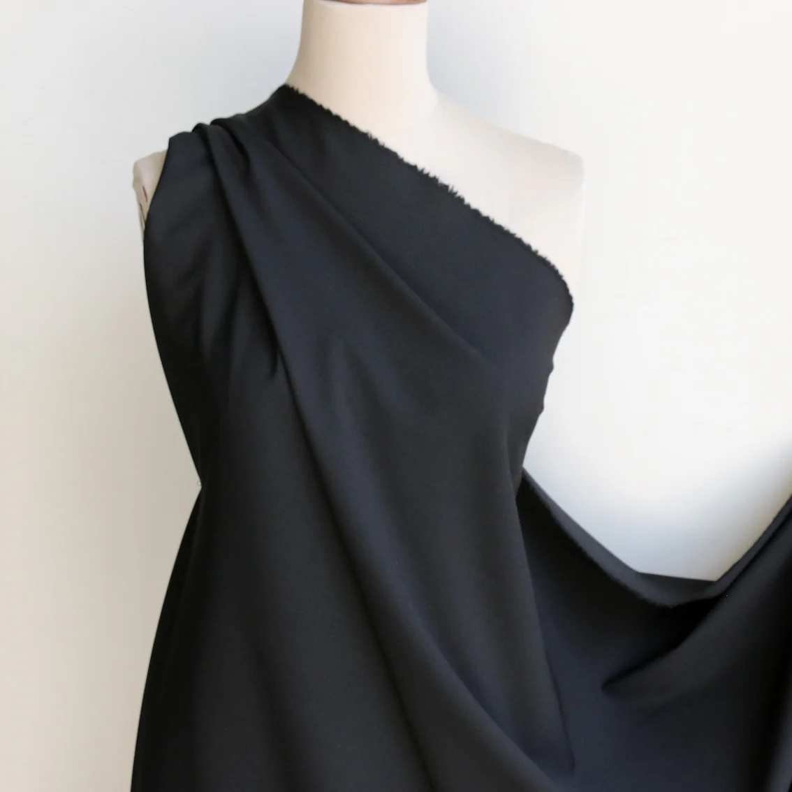 Row Nero Wool - Image 4
