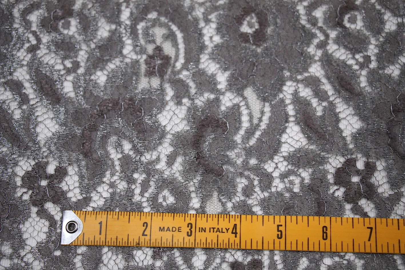 Liana Pigeon/Argent Metallic Lace - Image 4