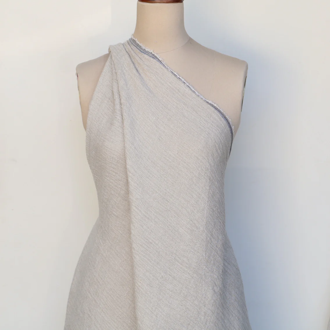 Lisbon Sand Crinkle Linen - Image 3