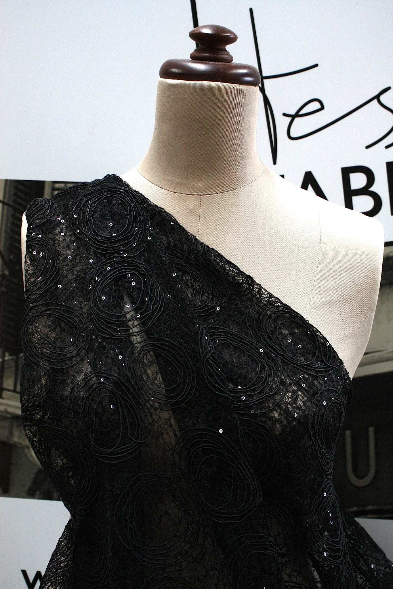 Majestic Lace - Image 4