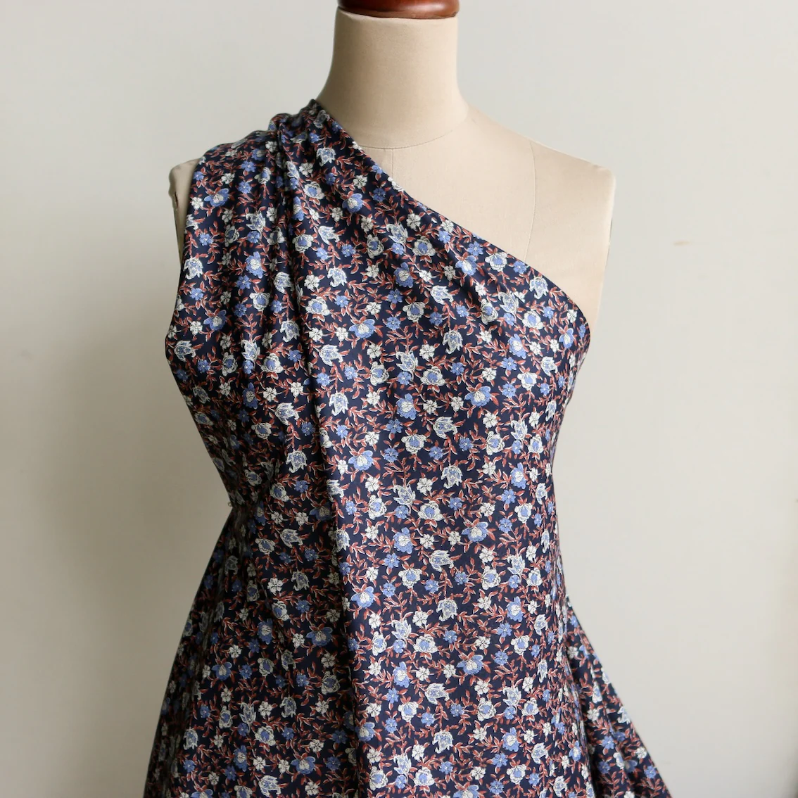 Misha Navy/Red Cotton - Image 5