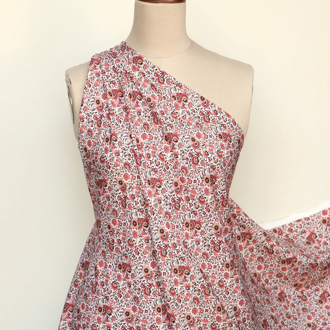 Never Ending Garden Viscose Poplin - Image 6