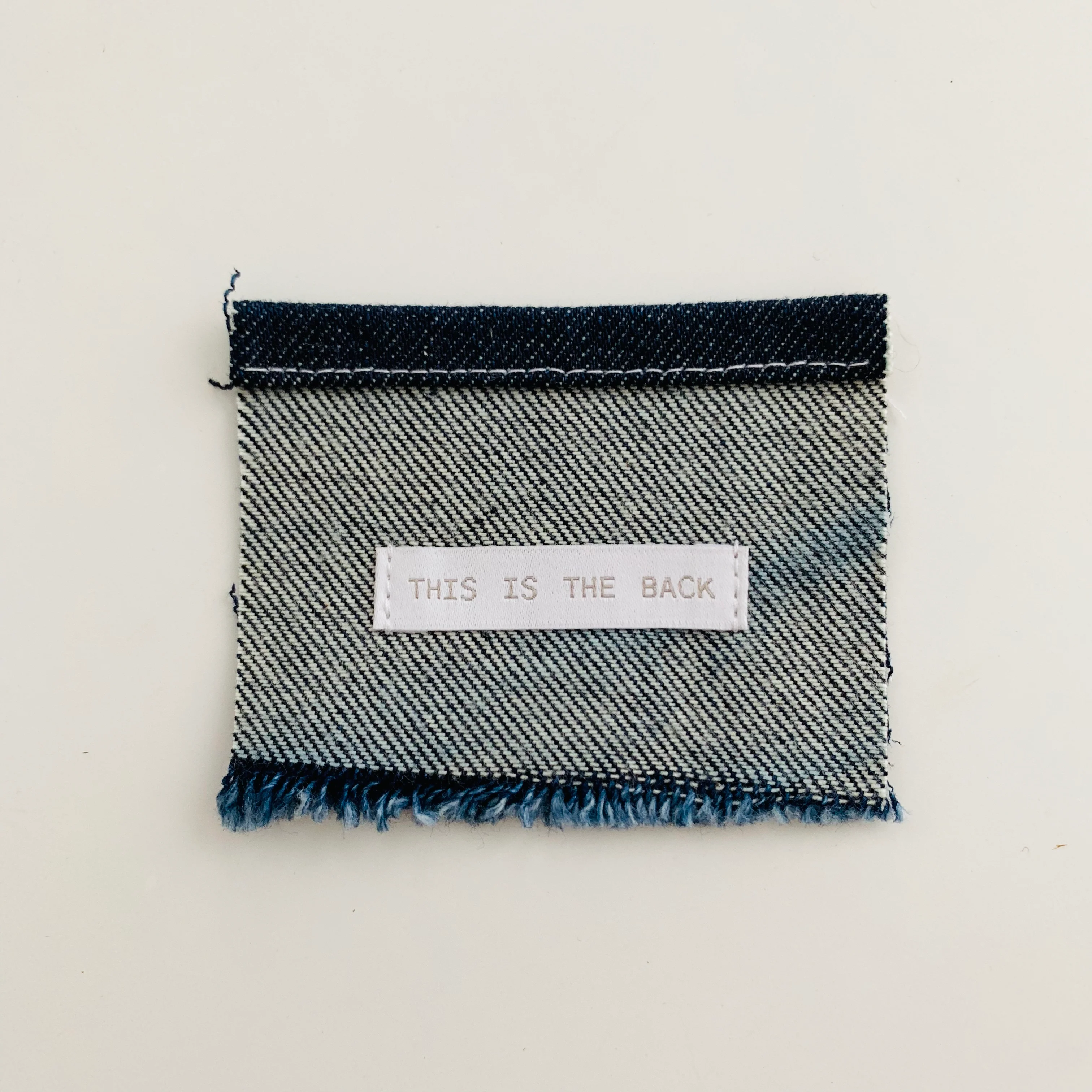 "THIS IS THE BACK" End Fold - woven sewing labels 8 Pack - Image 3
