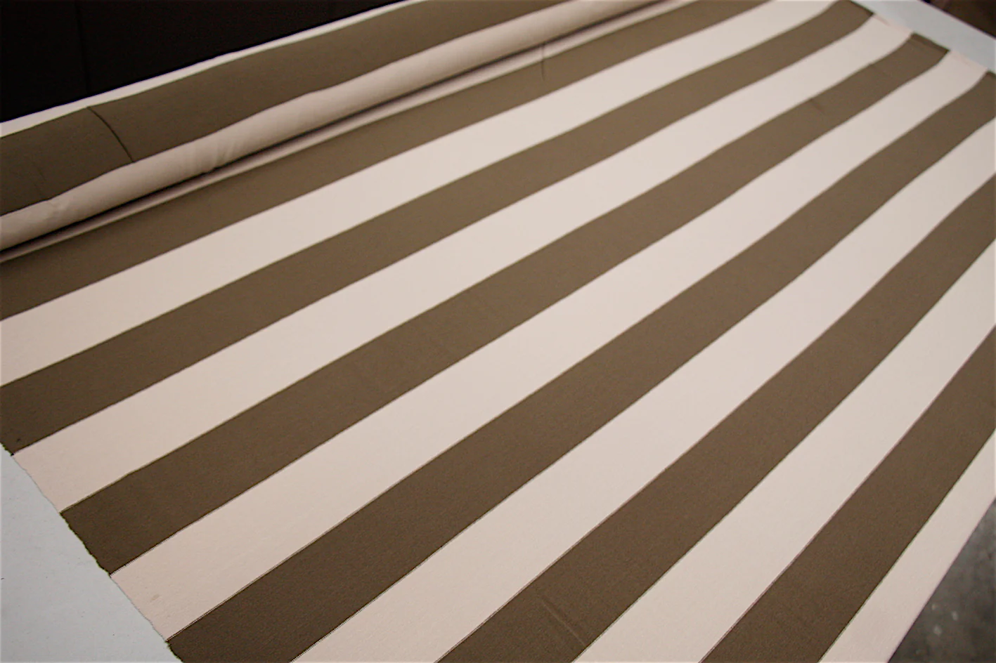 Olive Terrine Jersey - Image 4