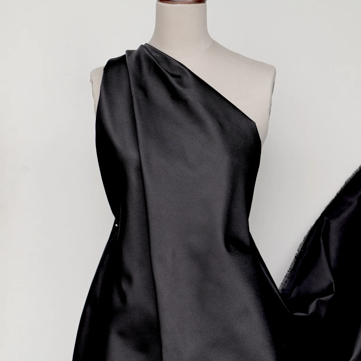 Otto Black (Fused) - Image 5