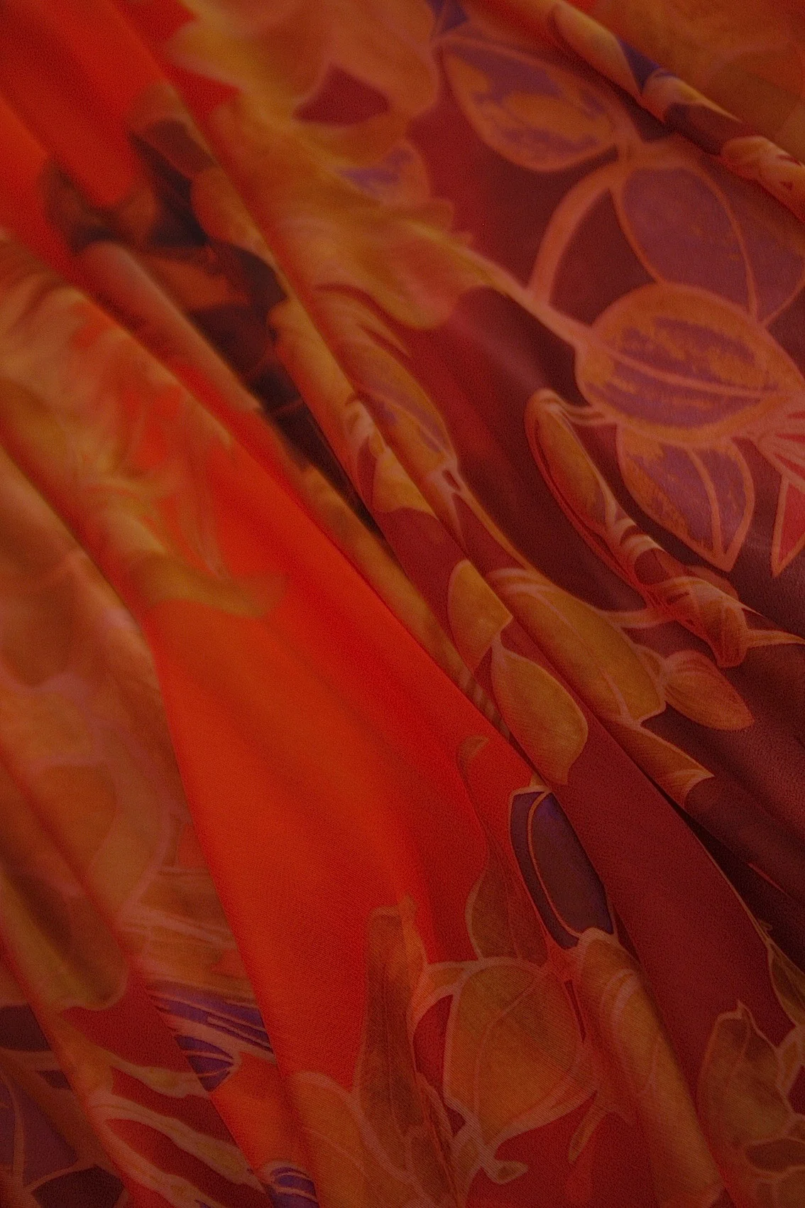 Red Queen Chiffon - Image 4