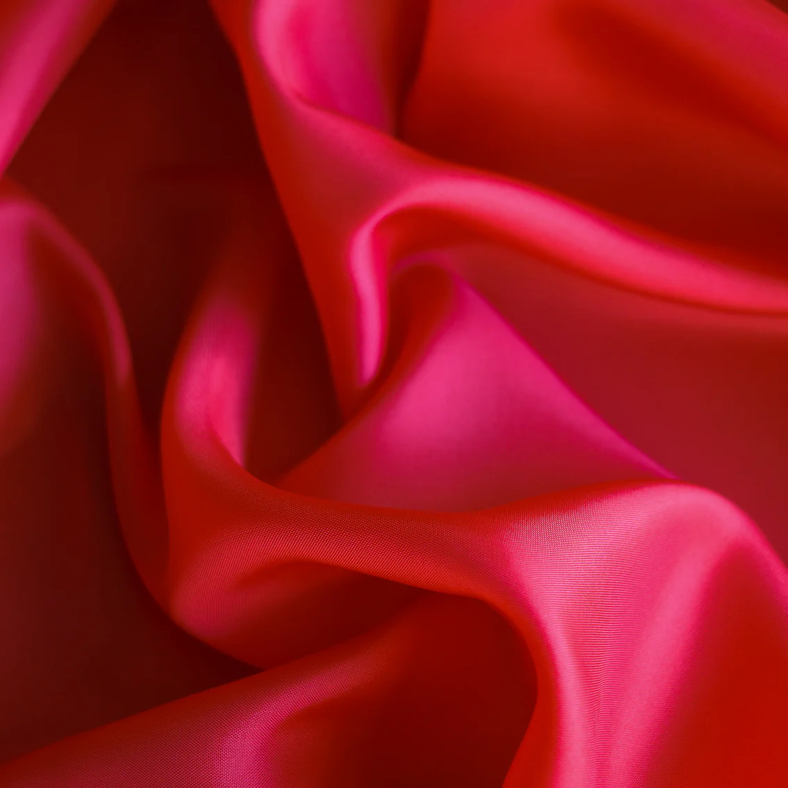 Red Rayon Lining (137cm wide) - Image 2