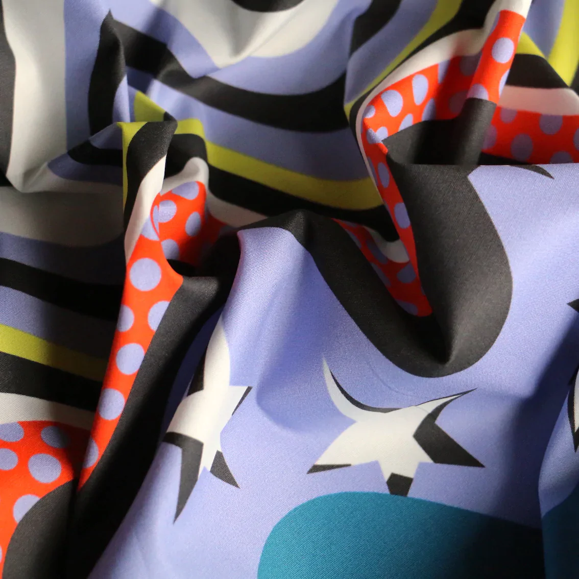 Remnant of Big Wavy Stretch Cotton Poplin - Image 2