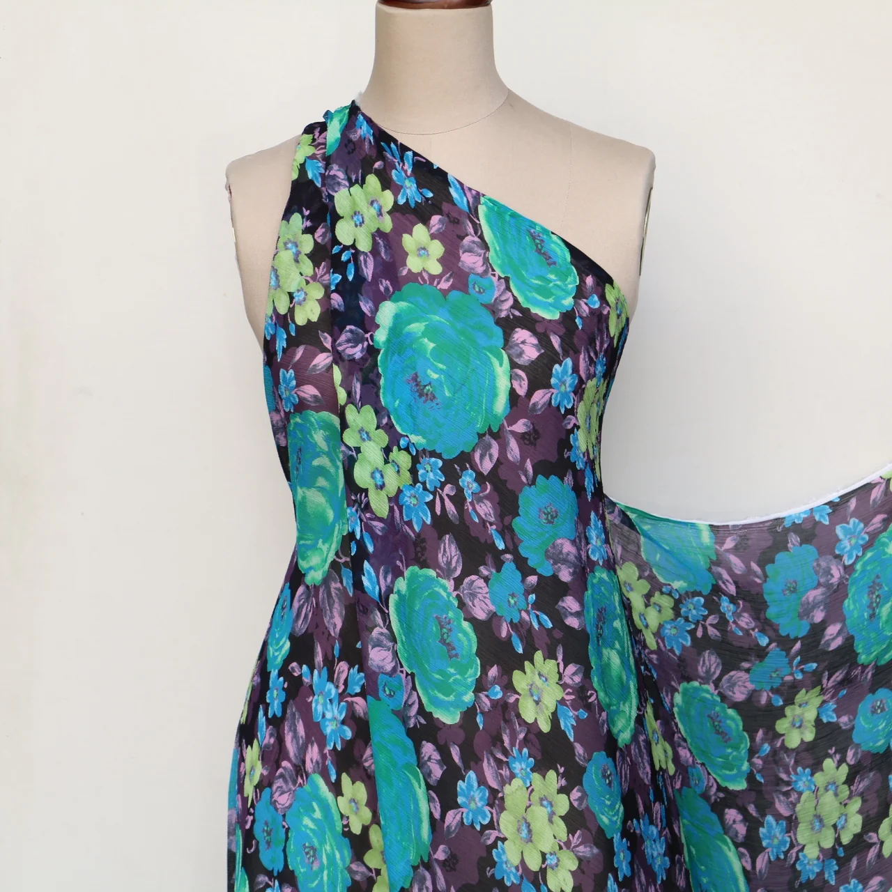 Rosellona Viscose Crinkle Georgette - Image 7
