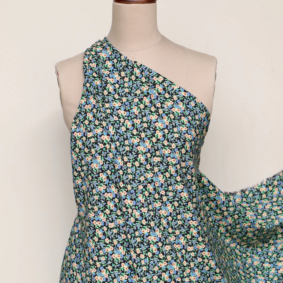 Roses From Renee Viscose Poplin - Image 6