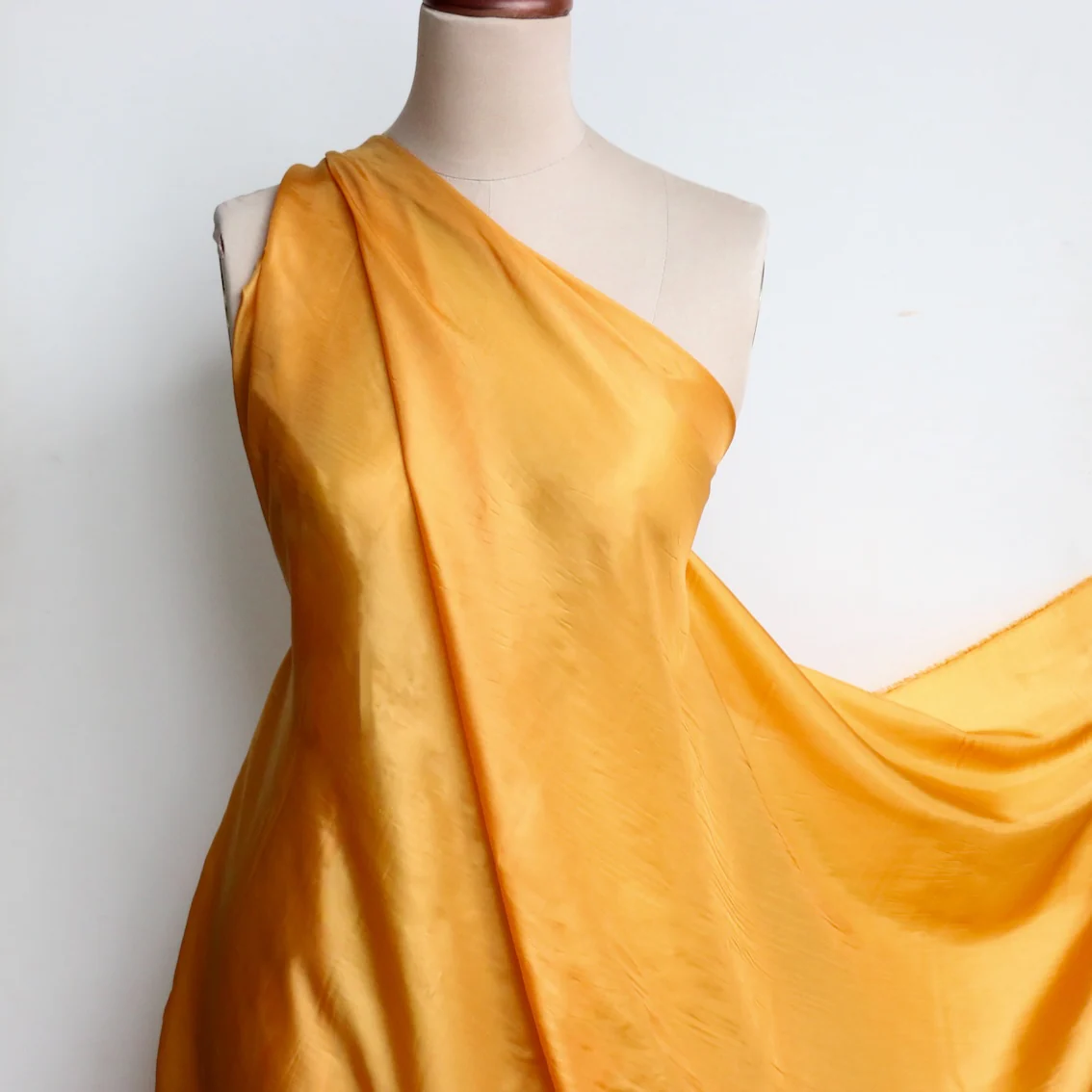 Saffron Cupro Lining - Image 4