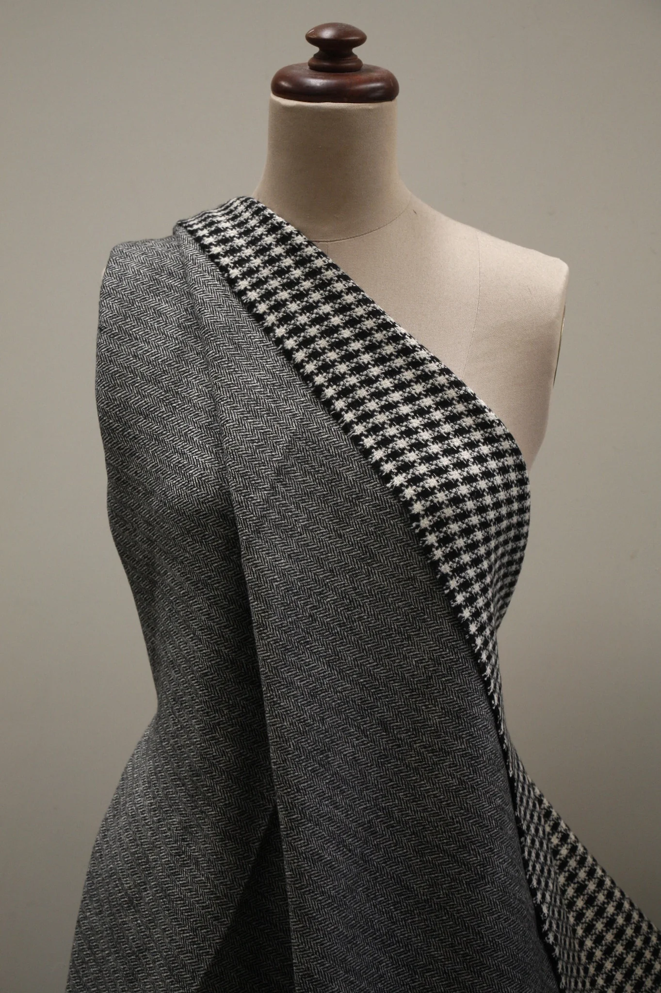 Two Sisters - Double Sided - Image 5