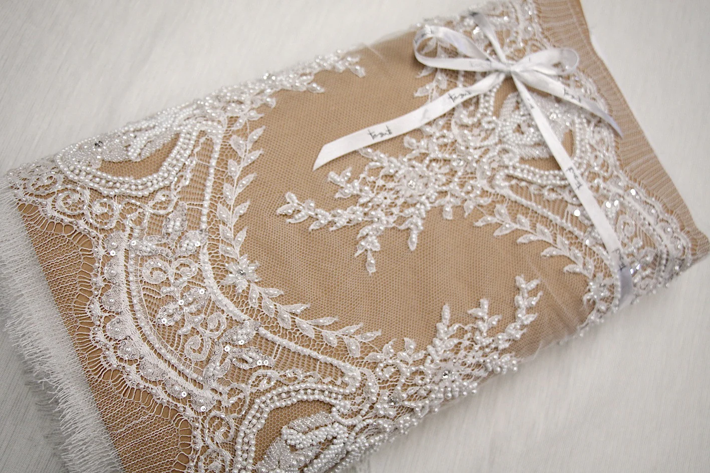 Valentina Beaded Lace Trim - Natural