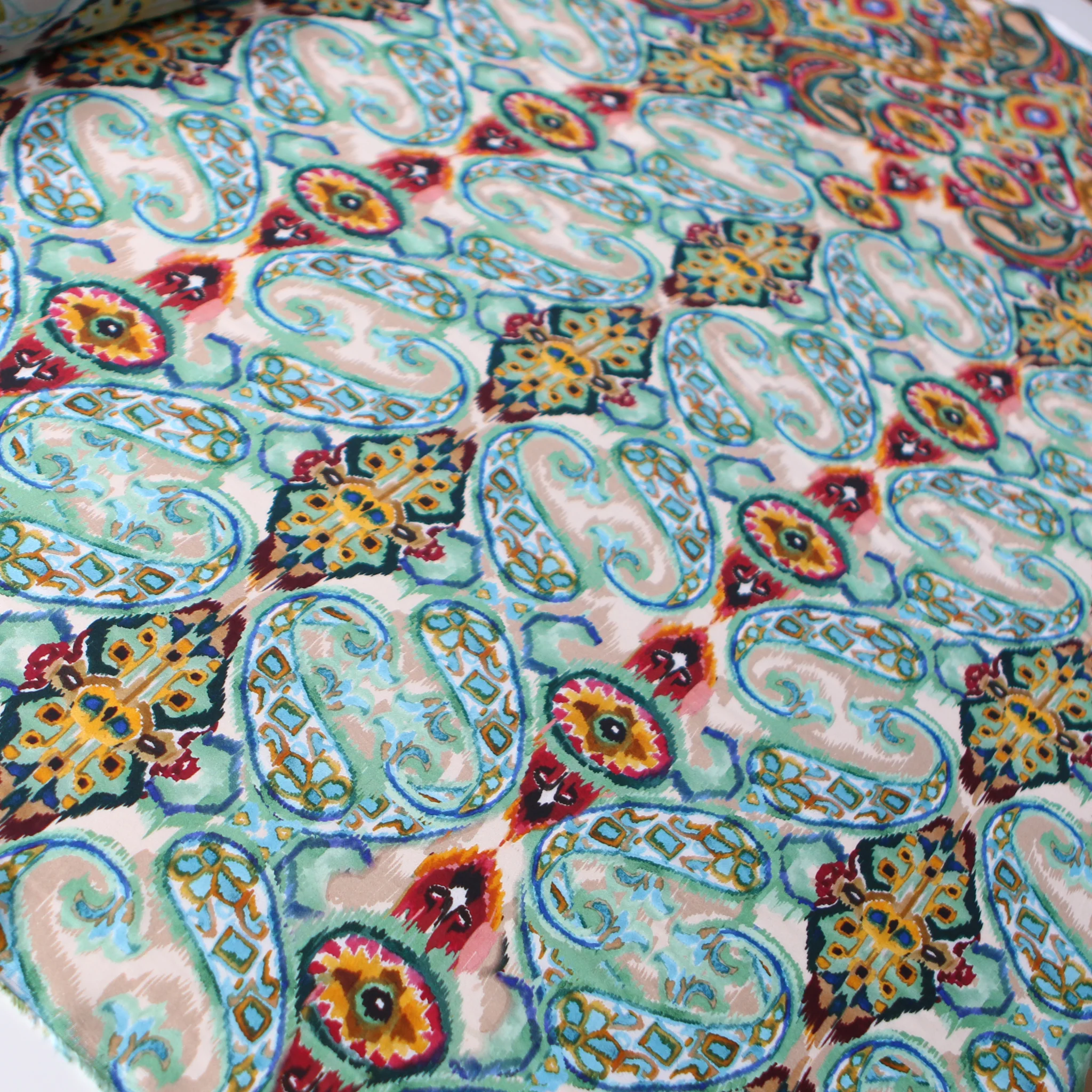 Via Dante Viscose Satin with Border Print - Image 4